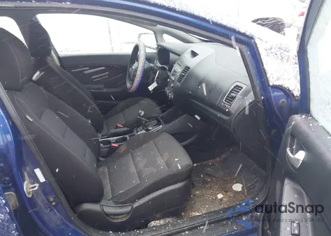 2017 Kia Forte Lx из США, поврежденный, VIN 3KPFK4A72HE013505